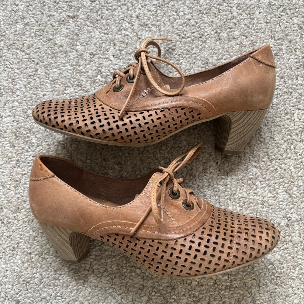 PIKOLINOS Brown Perforated Lace-Up Heels